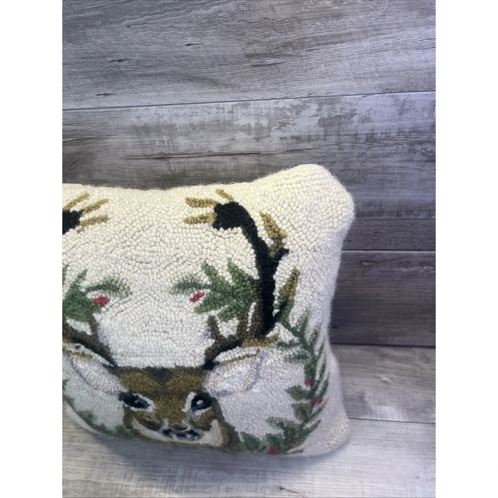 Deer Hooked Wool Pillow Buck Christmas Wreath Throw Decor